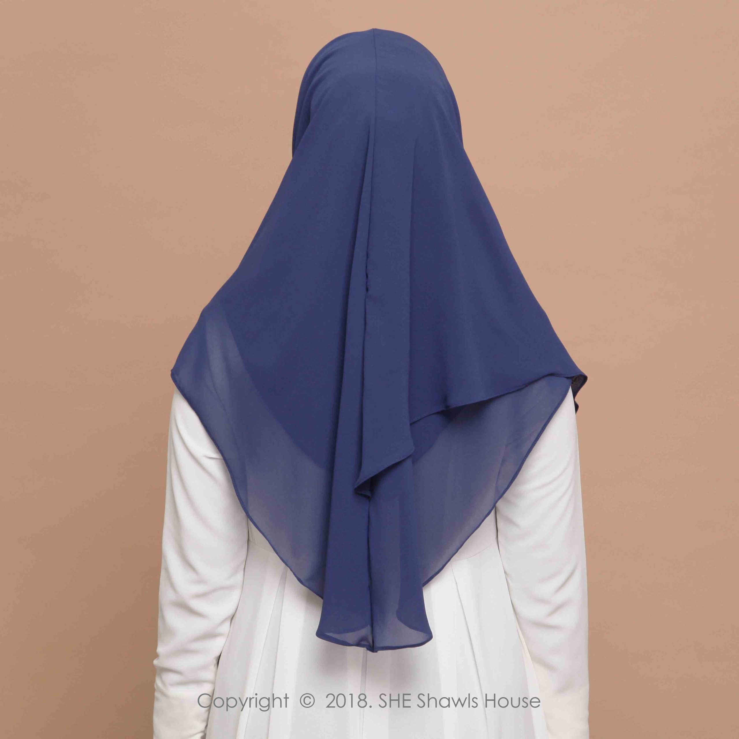 LAVYA in 16 PRUSSIAN - Image 4