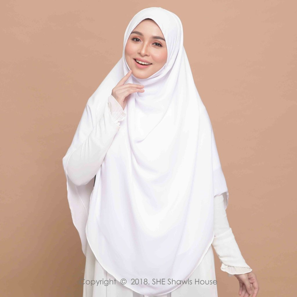 SAEDAH in 2 WHITE – SHE