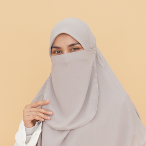 HAWWA MINI IN 448 LIGHT GRAY