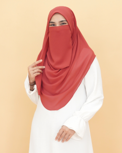 LAVYA NU in 318 CARMEN