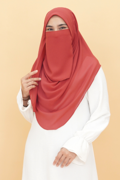 LAVYA NU in 318 CARMEN