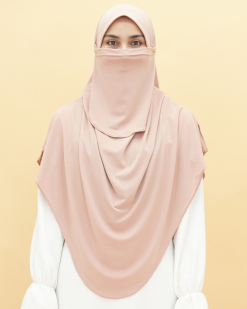 NOUREEZ in 304 AFSHA