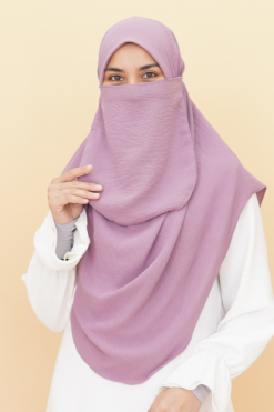 LAYLA ZEE in 305 VIOLETTE