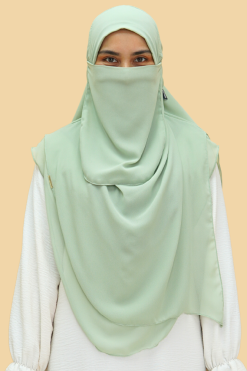 AYLA NU in 302 KATERINA