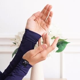 HANDSOCK LEAN in 301 NEEBII