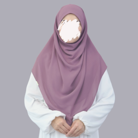 LAYLA S in 100 BELLA